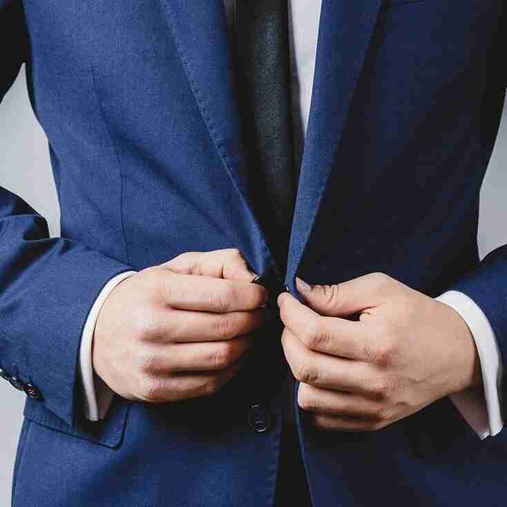 cropped-cropped-cropped-cropped-cropped-businessman-4914044_1280.jpg